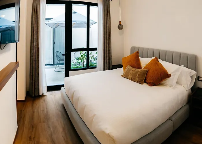 Casa Castillo Condesa Hotel